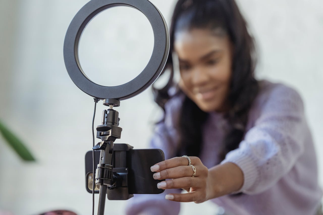 YouTube SEO: 14 Tips to Improve Rankings and Views (+ Examples)