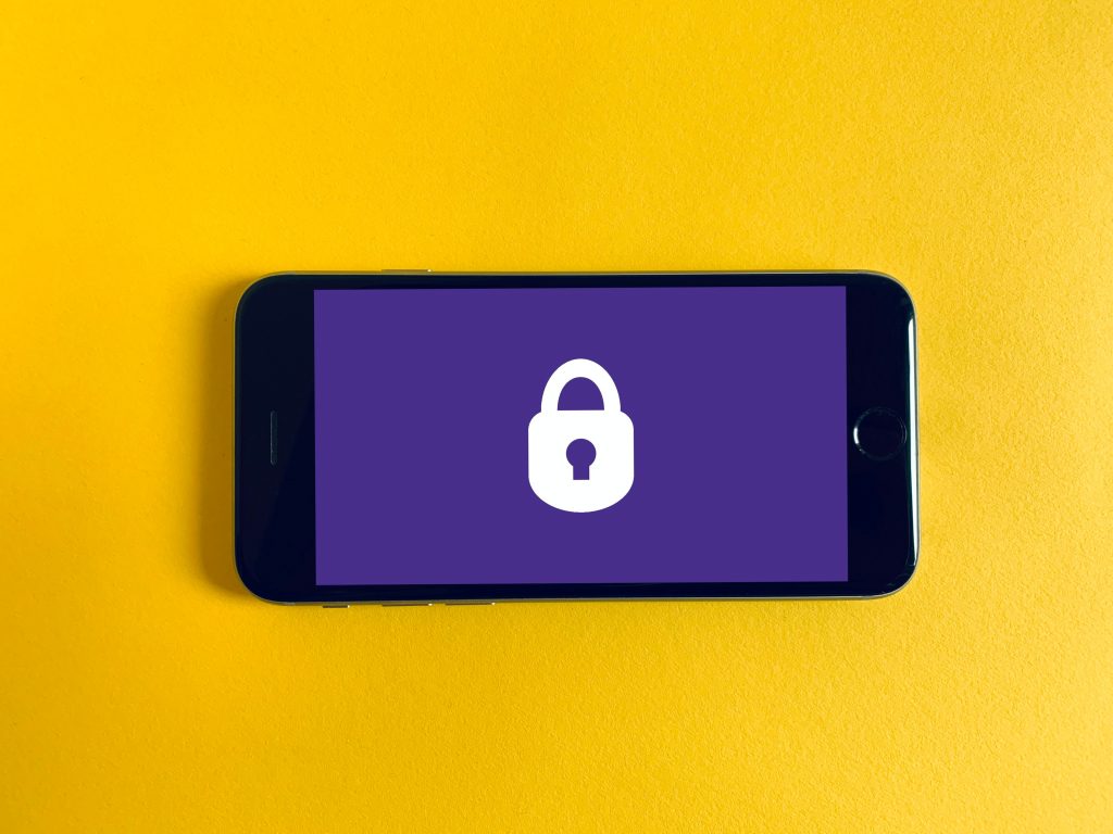 lock screen on a smartphone for security