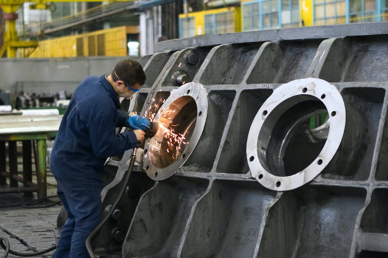 PPC for Manufacturing: Tips, Costs, Mistakes