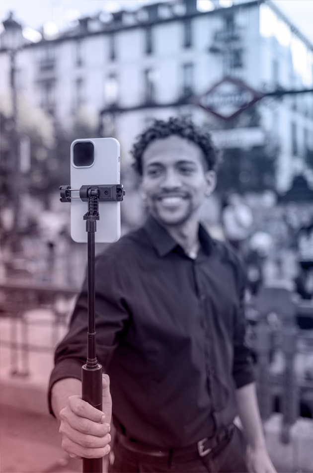 man-width-phone